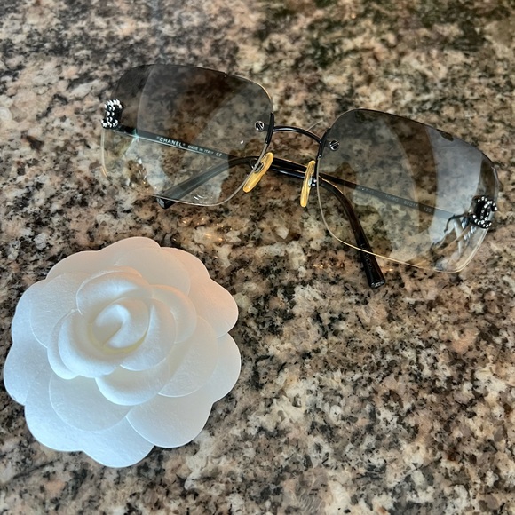 Chanel Vintage Sunglasses - Picture 2 of 12